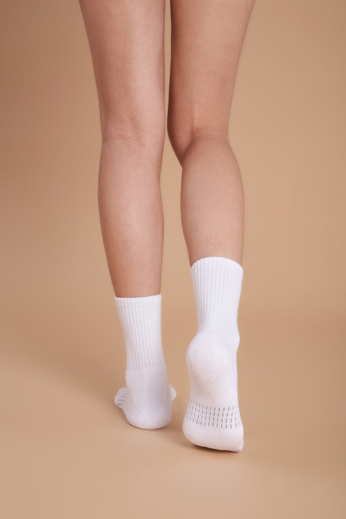 3-Pack Women's 3D Sports Crew Socks — reinforced heel contour