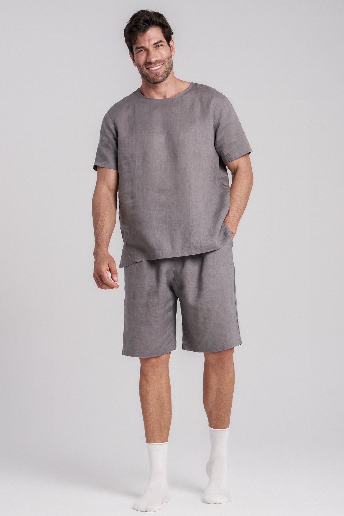 Men's Short-Sleeve Linen Sleepwear — elastic shorts waist and pocket opening