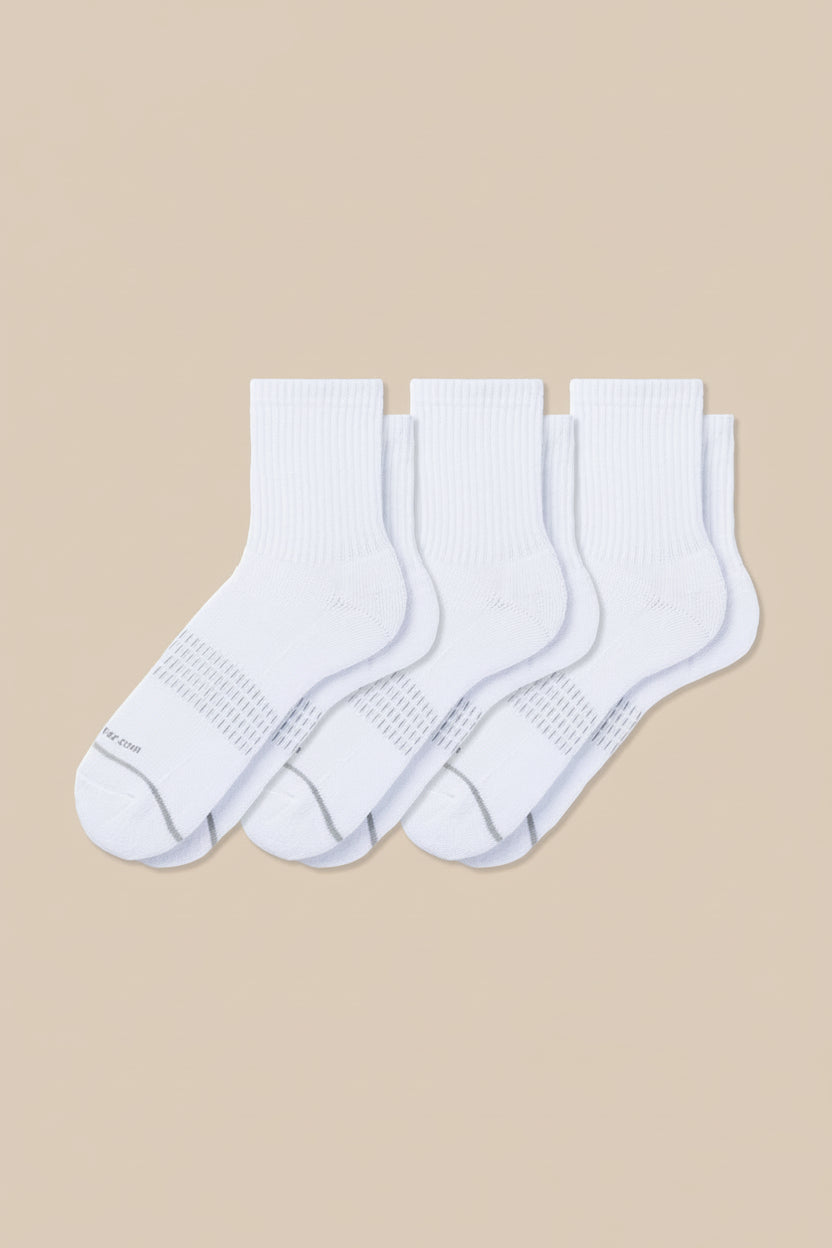Set of three pairs of 3D sport socks with cushioned support, breathable mesh design, and moisture-wicking fabric—ideal for running, training, and daily workouts.