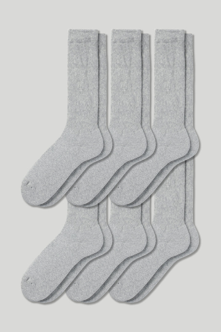 breevar diabetic socks feature: All-day comfort – relaxed cuff won’t leave marks, even with swollen ankles. Gentle on skin – seamless design prevents irritation, safe for sensitive feet. Comfort that lasts – reinforced heel and toe with cushioned support you can rely on.