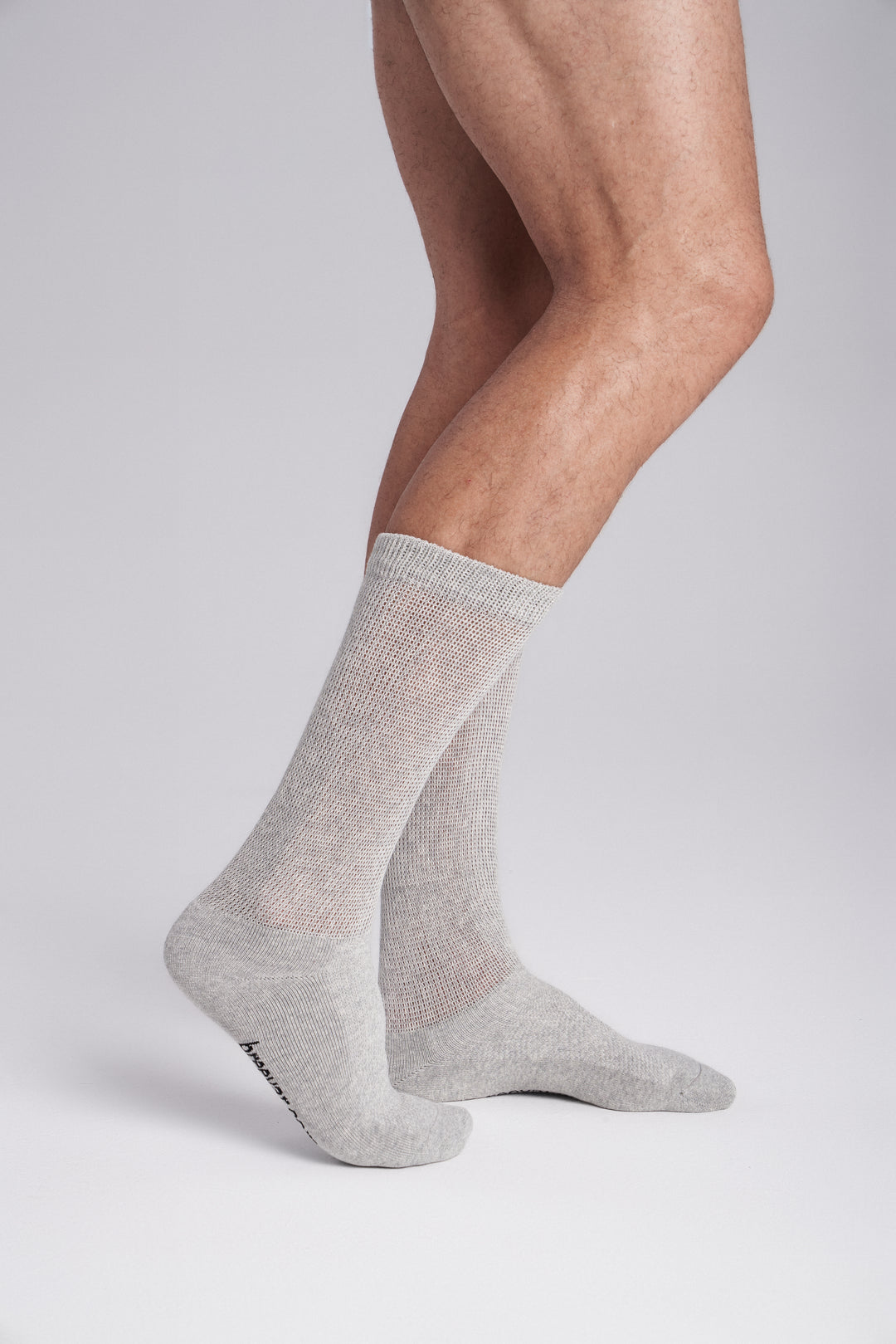 breevar diabetic socks feature: All-day comfort – relaxed cuff won’t leave marks, even with swollen ankles. Gentle on skin – seamless design prevents irritation, safe for sensitive feet. Comfort that lasts – reinforced heel and toe with cushioned support you can rely on.