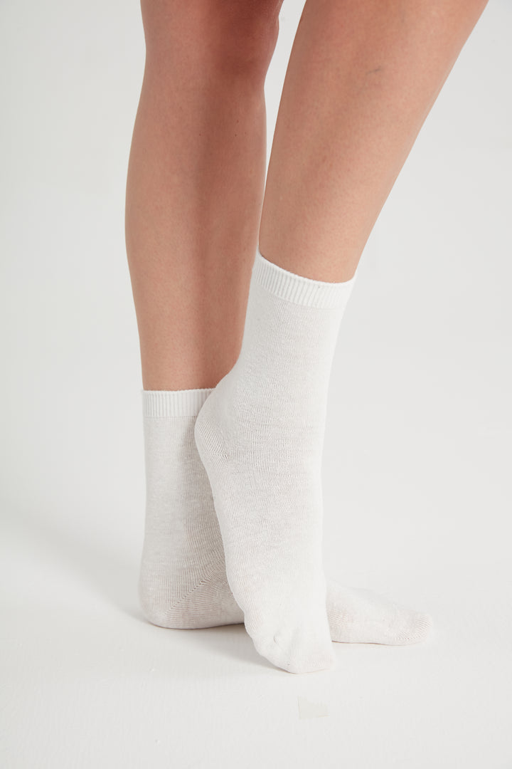 breevar white hemp socks for women