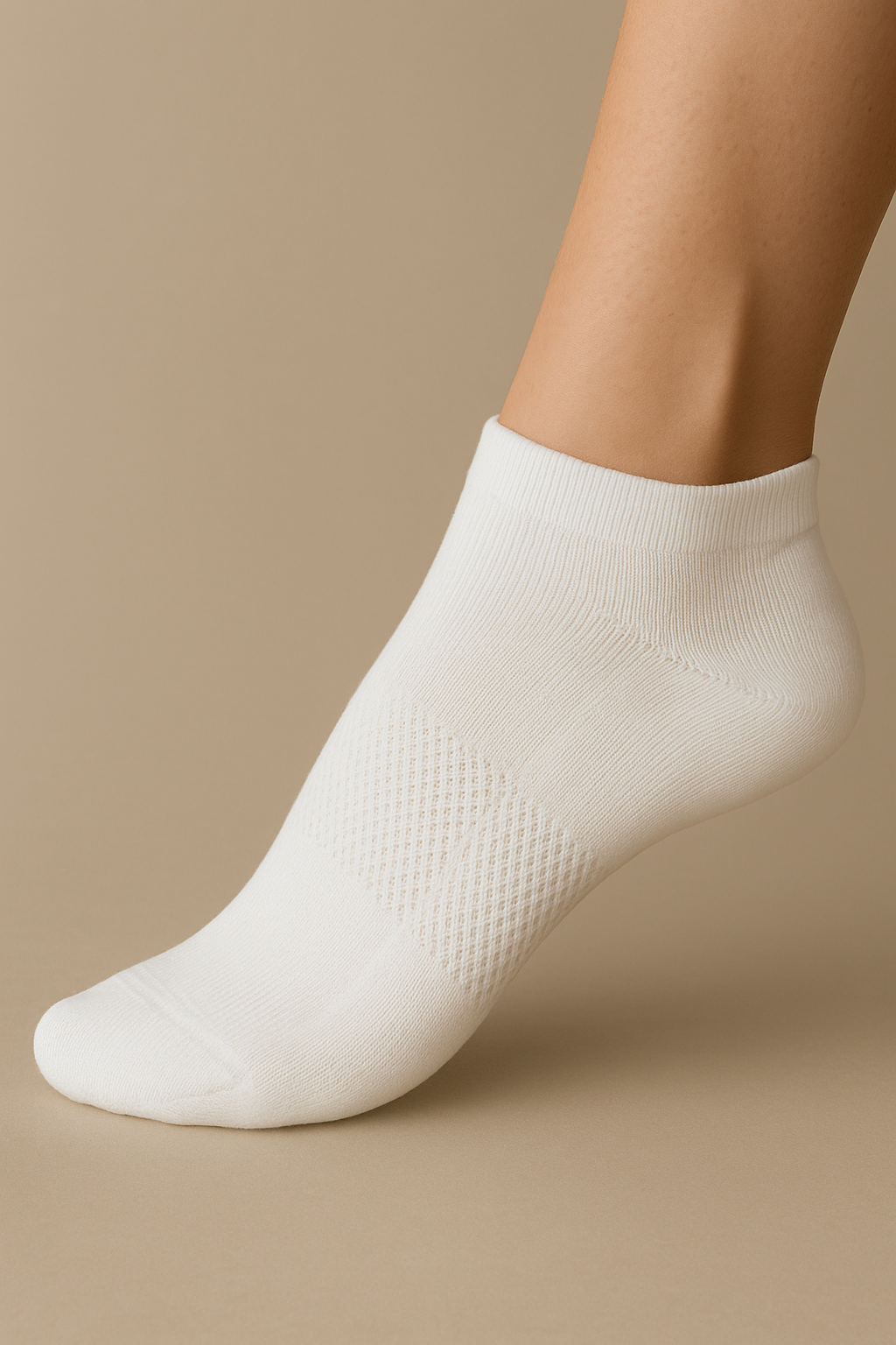 Breevar women's antibacterial Massage Ankle Socks White