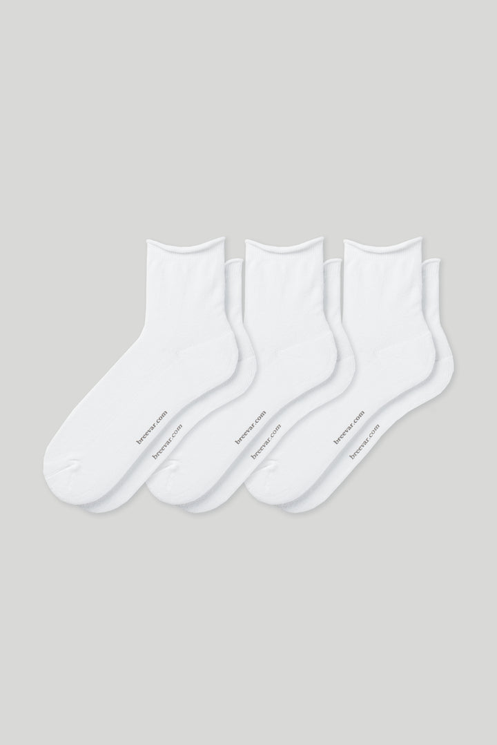 Soft women’s roll top socks with a comfortable non-binding cuff, breathable cotton blend, and classic ankle length—perfect for everyday wear.